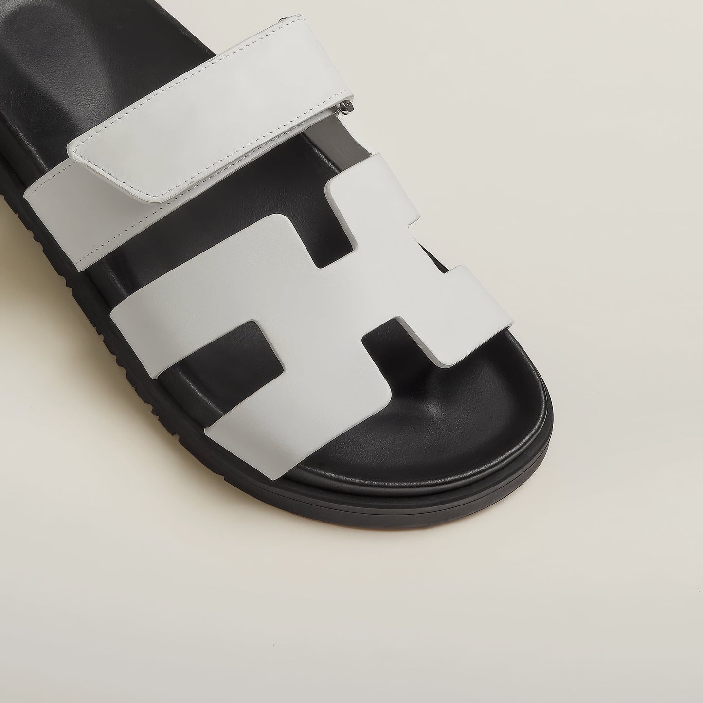 Luxus Sandalen Elegante Flip Flops für Damen - Sommerlicher Komfort und Stil