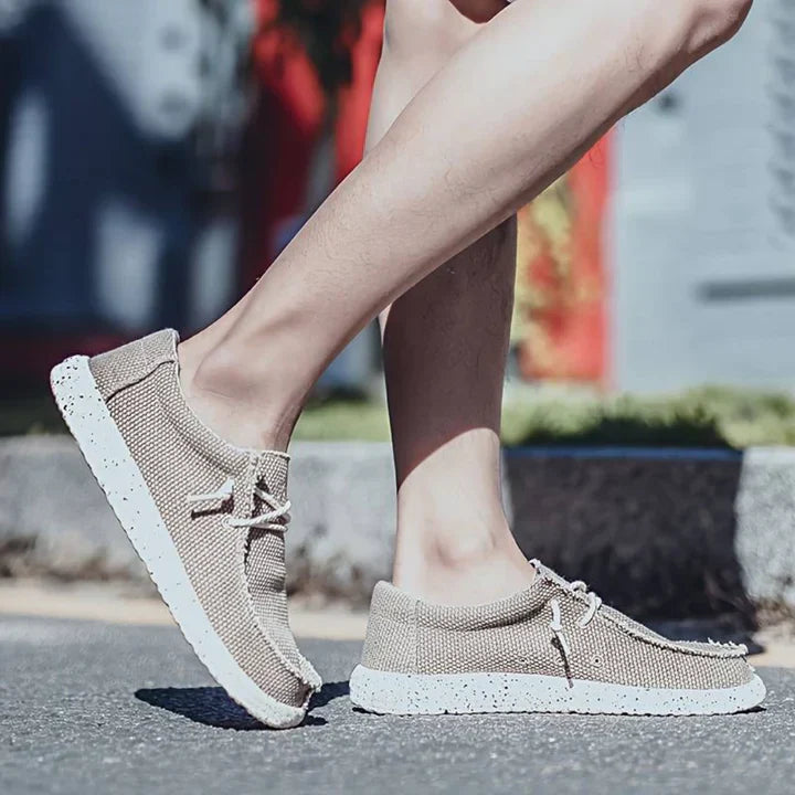 Leichte & bequeme Slipper Atmungsaktiv, robust & perfekt passend