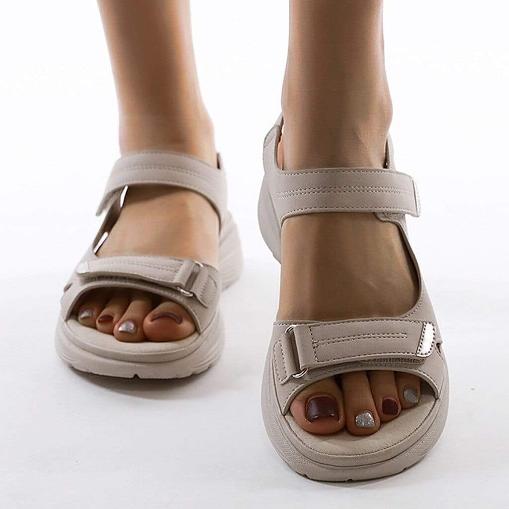Orthopädische Damen-Sandalen mit verstellbaren Riemen