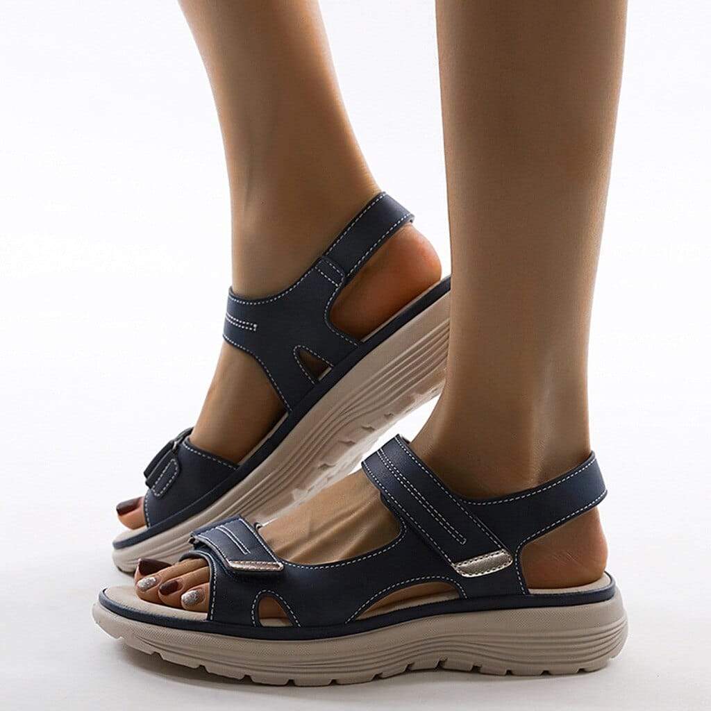 Orthopädische Damen-Sandalen mit verstellbaren Riemen