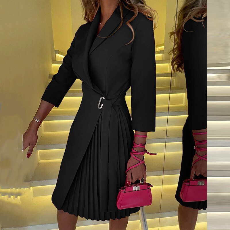 Elegante Blazerkleid mit gekerbtem Kragen