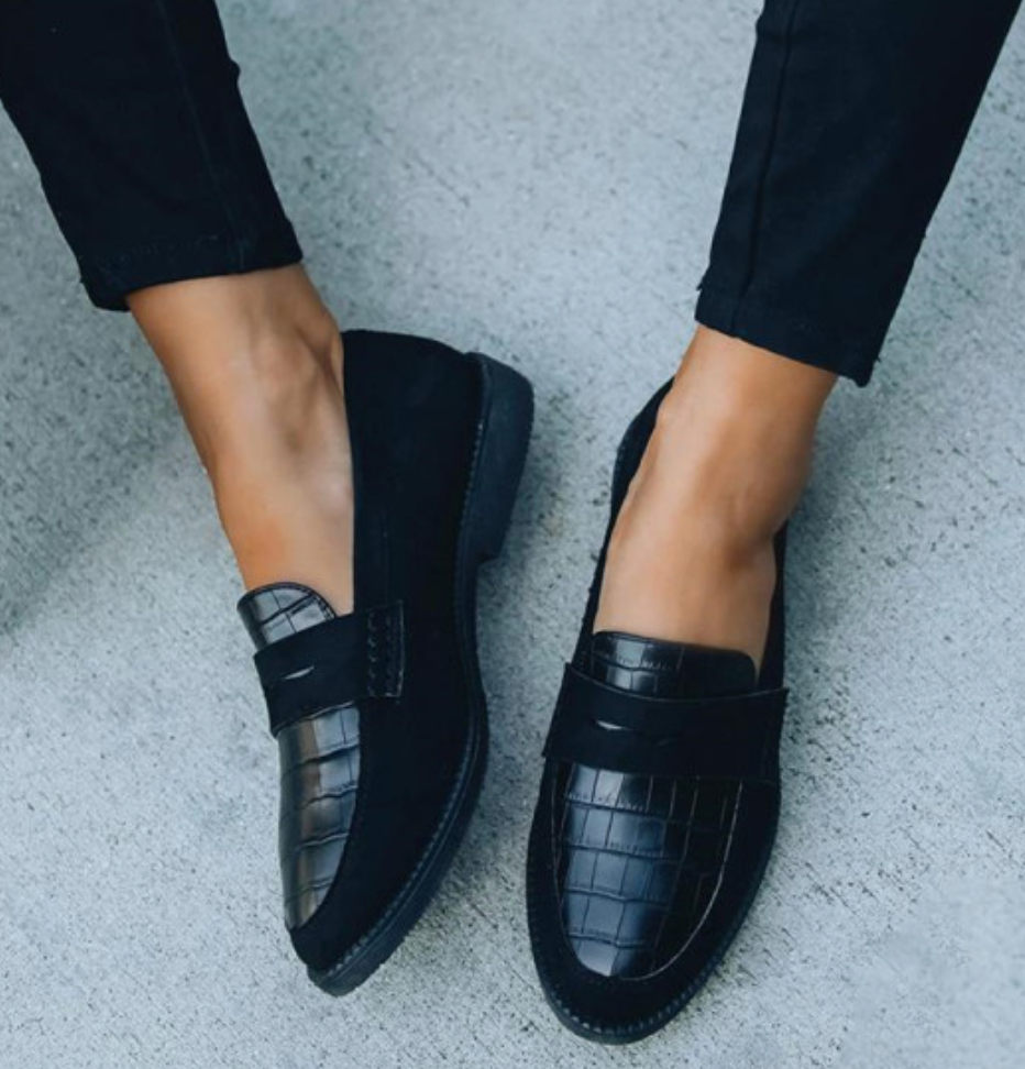 Elegante Damen Slipper aus Leder Bequem & Hochwertig