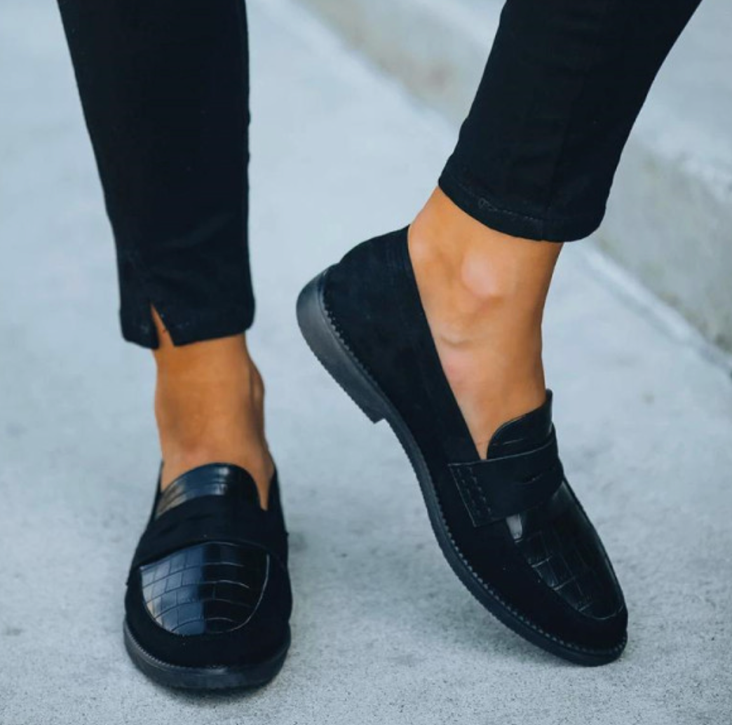 Elegante Damen Slipper aus Leder Bequem & Hochwertig