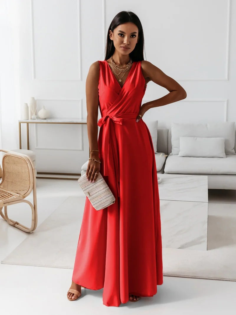 Elegantes Langarm-Abendkleid mit V-Ausschnitt