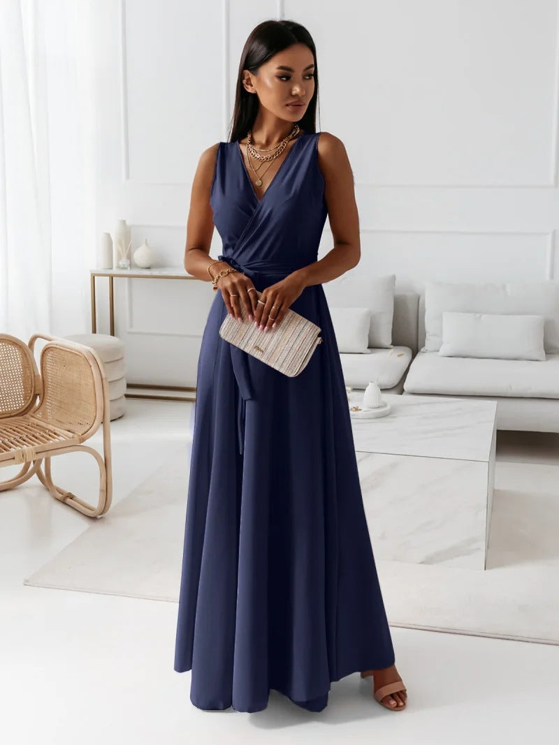 Elegantes Langarm-Abendkleid mit V-Ausschnitt