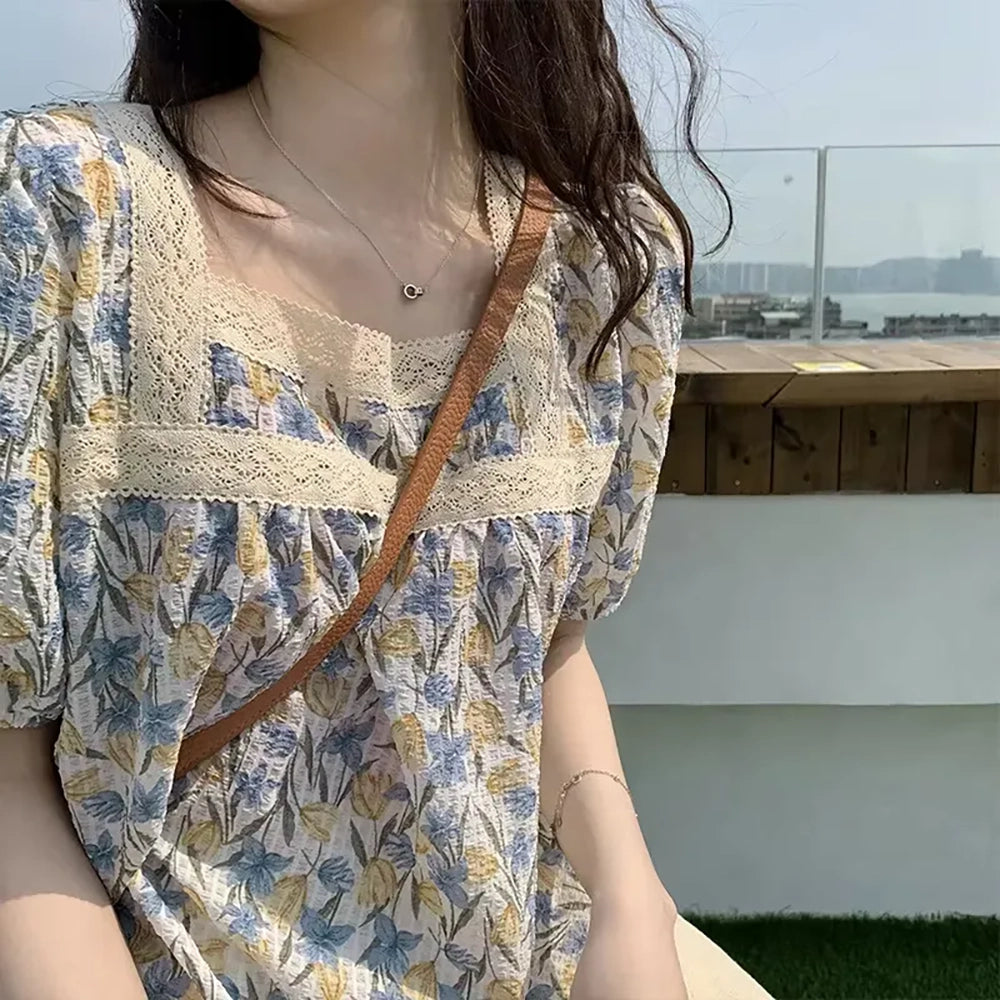 Damen Bluse mit quadratischem Ausschnitt Sommerliches Chiffon-Shirt mit Blumenmuster Lockerer, eleganter Doll-Style