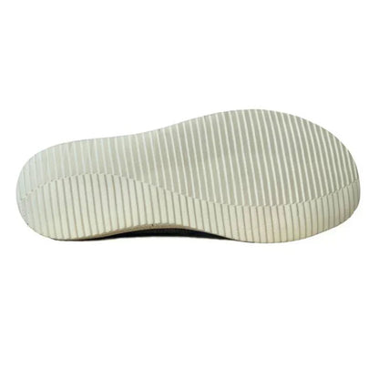 Leichte & bequeme Slipper Atmungsaktiv, robust & perfekt passend