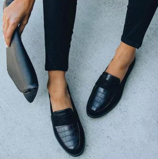 Elegante Damen Slipper aus Leder Bequem & Hochwertig