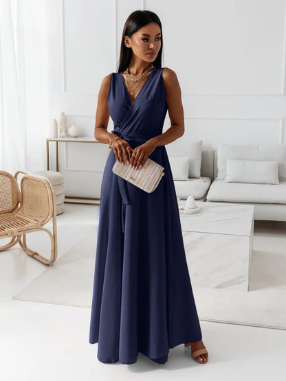 Elegantes Langarm-Abendkleid mit V-Ausschnitt