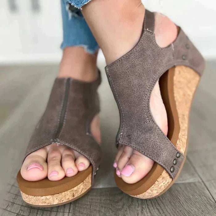 Komfortable Keilsandalen Damen - Eleganter Sommer-Schuh mit Klettverschluss